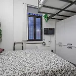 Piccolo Loft Nella Grande Apartamento